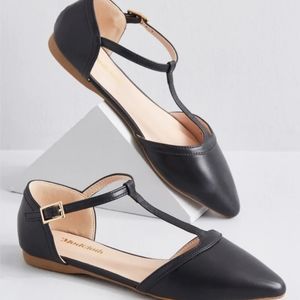 Modcloth black flat